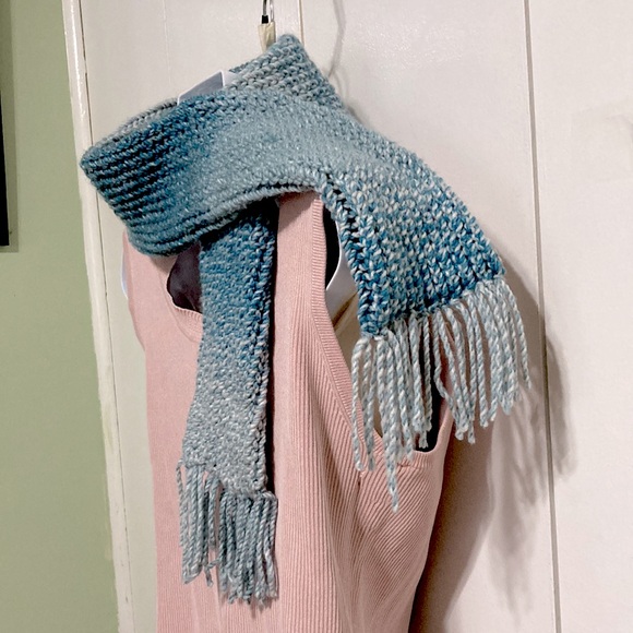 Teal Ombre Child  Super Soft Double Thick Fringed Scarf 46 x 4 inches - Picture 8 of 12